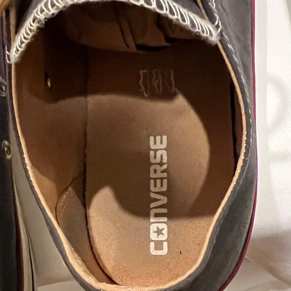 Converse charcoal grey and cream Low-Top Sneakers - Picture 4 of 11